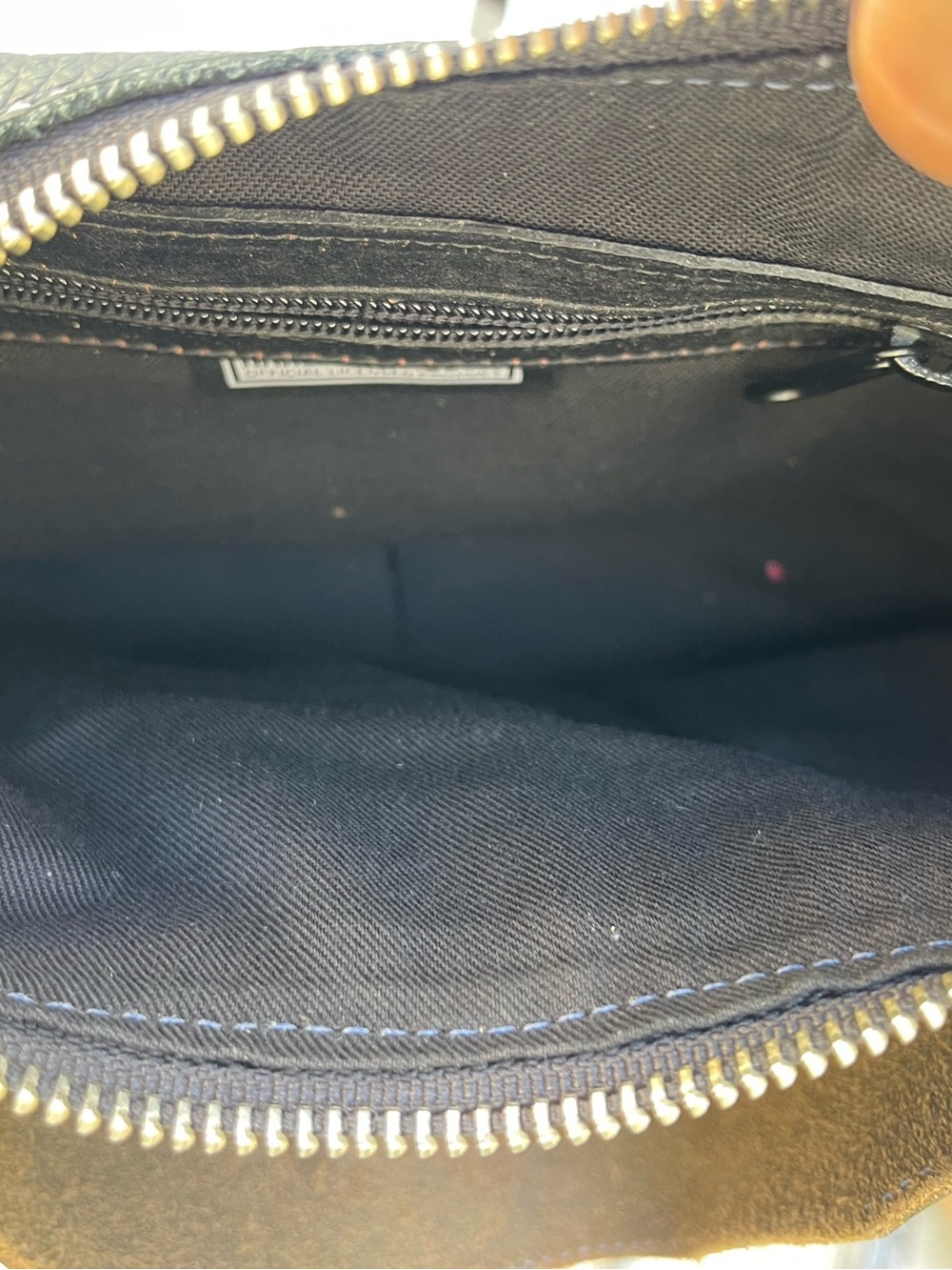 Harley-Davidson Women’s HD621 Black Leather Shoulder Bag Double Zipper Purse - Picture 4 of 15